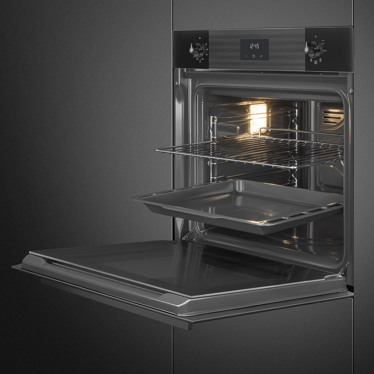 Smeg Linea 60cm Built-In Multifunction Oven - Black