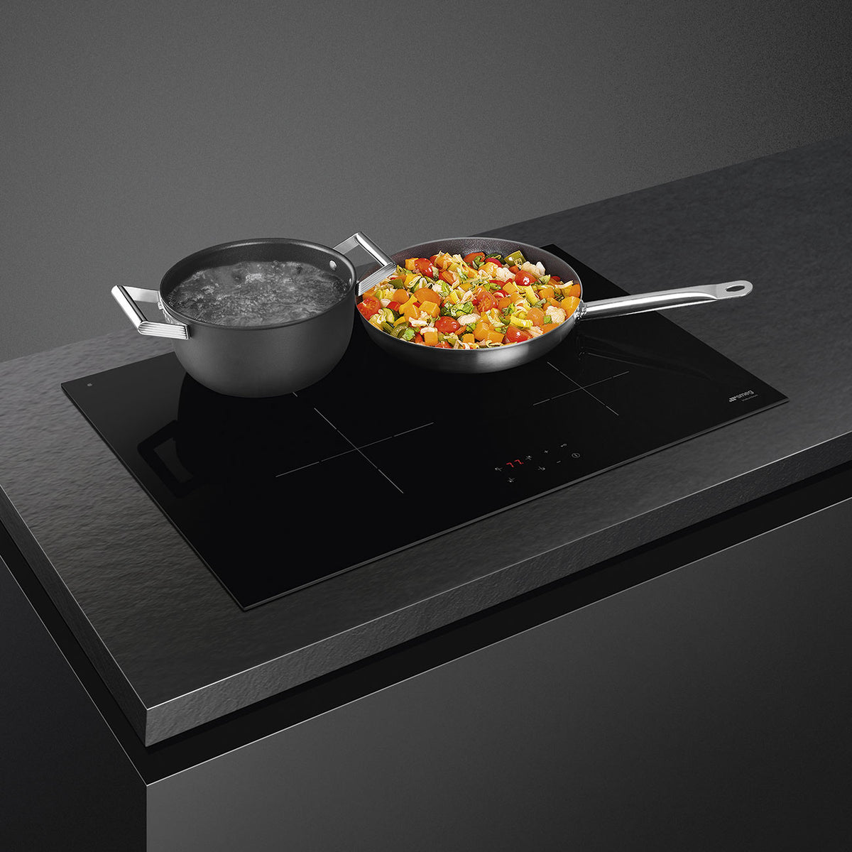 Smeg Classic 75cm Five Zone Induction Hob - Black Glass - Core Appliances