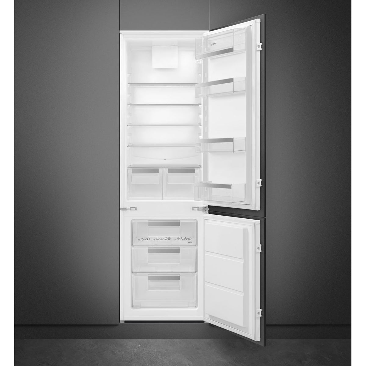 Smeg Integrated Cold & Clean Bundle — 70/30 Fridge Freezer & Dishwasher