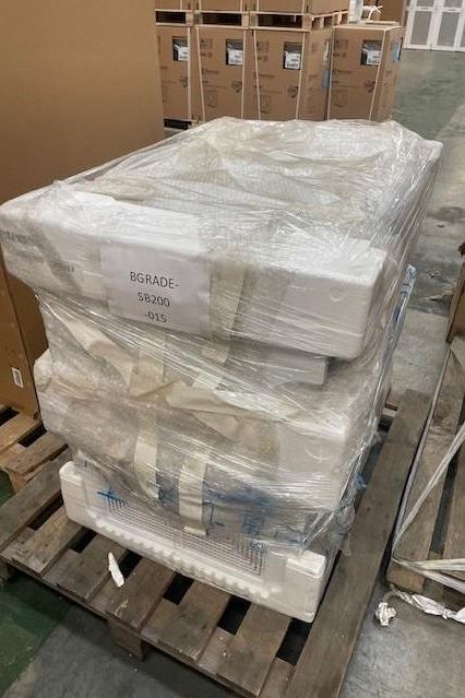Dim Gray Vestfrost GRADED SB200 White Commercial Chest Freezer, 198 Litres - Out Of Stock